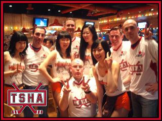 korea2008_hooters.jpg